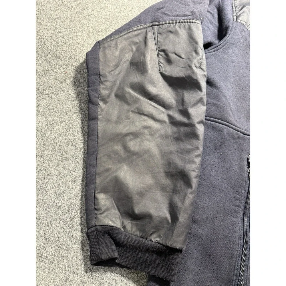 The North Face pullover fair